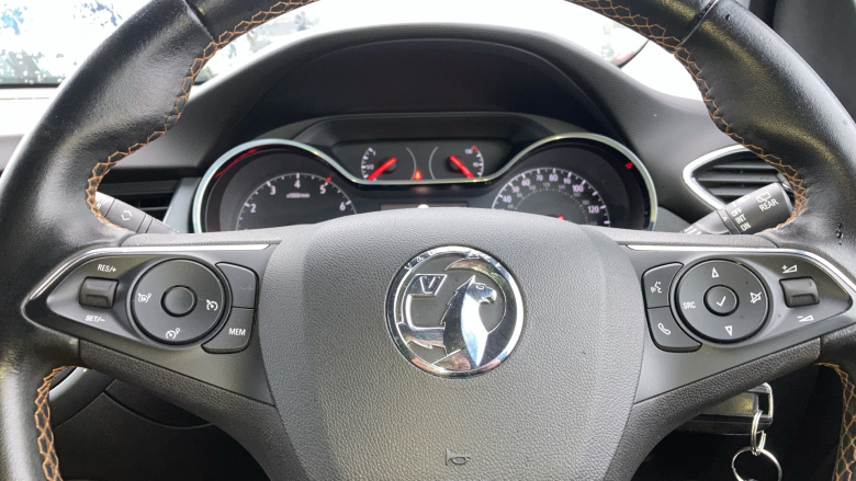 Vauxhall Crossland X 1.2T [130] Elite Nav 5dr [Start Stop] Auto Petrol Hatchback